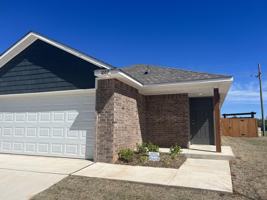 featured image of 1002 Ichabod Cir #1