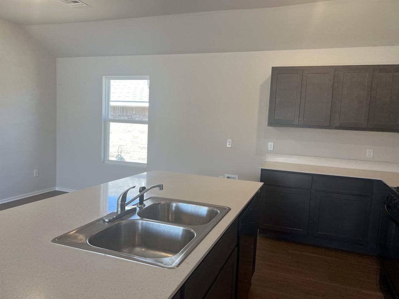 1002 Ichabod Cir #1 - Photo 7 of 42