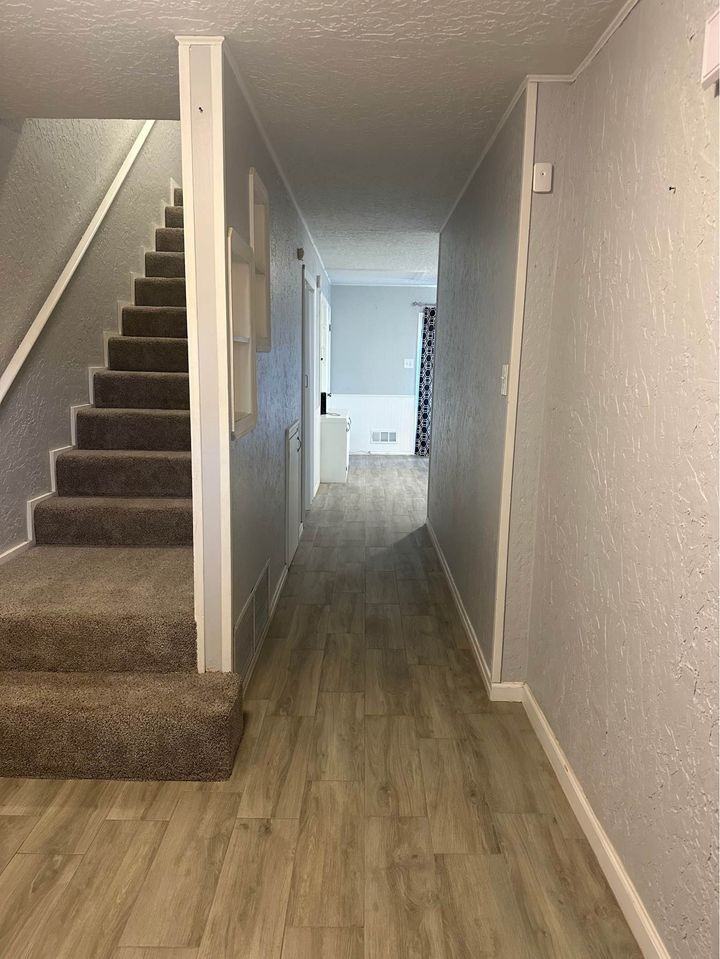 3501 Janet Drive #B - Photo 2 of 10