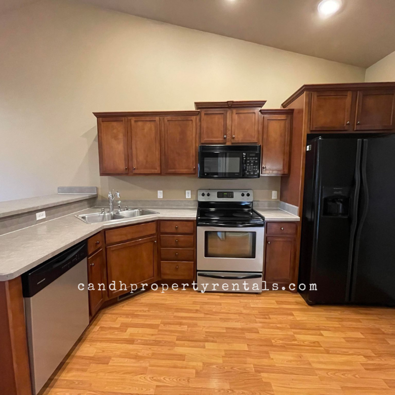1053 Picador Way #1 - Photo 4 of 16