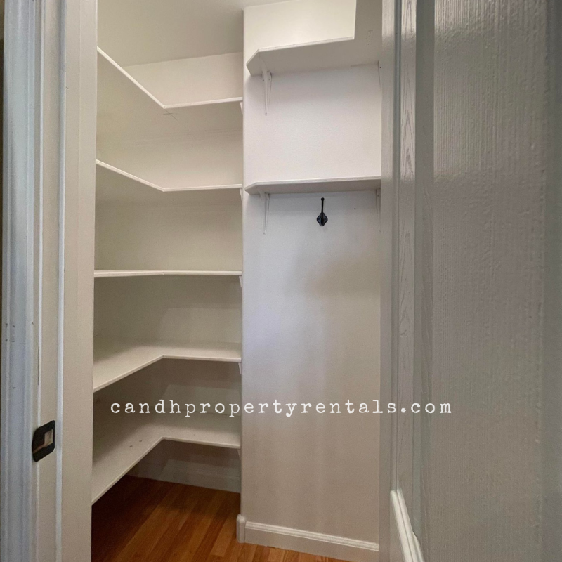 1053 Picador Way #1 - Photo 5 of 16