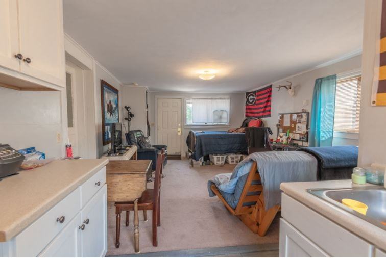 1002 S 8th St #2 - Photo 6 of 11