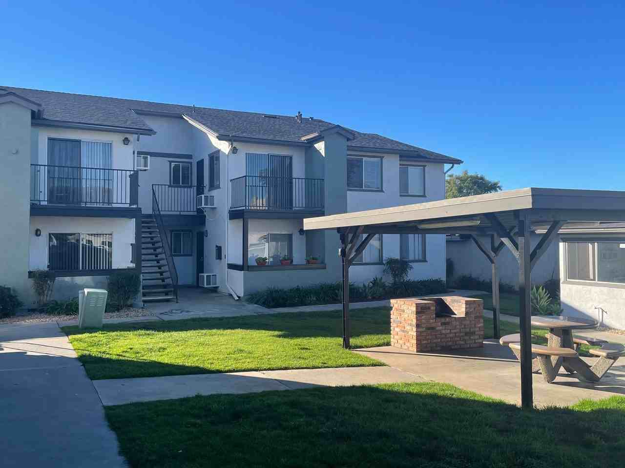 Campo Verde - Photo 6 of 35