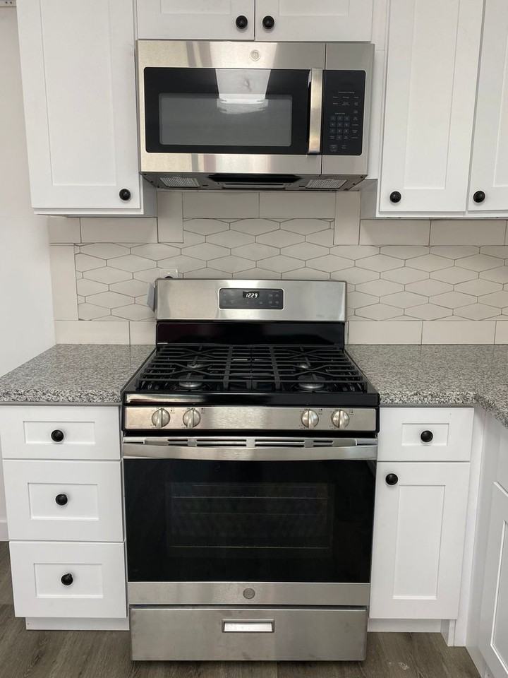 2038 250th Street - Photo 2 of 16