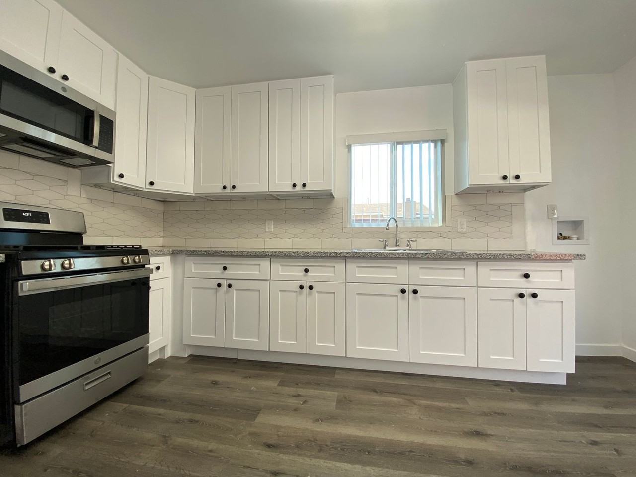 2038 250th Street - Photo 3 of 16