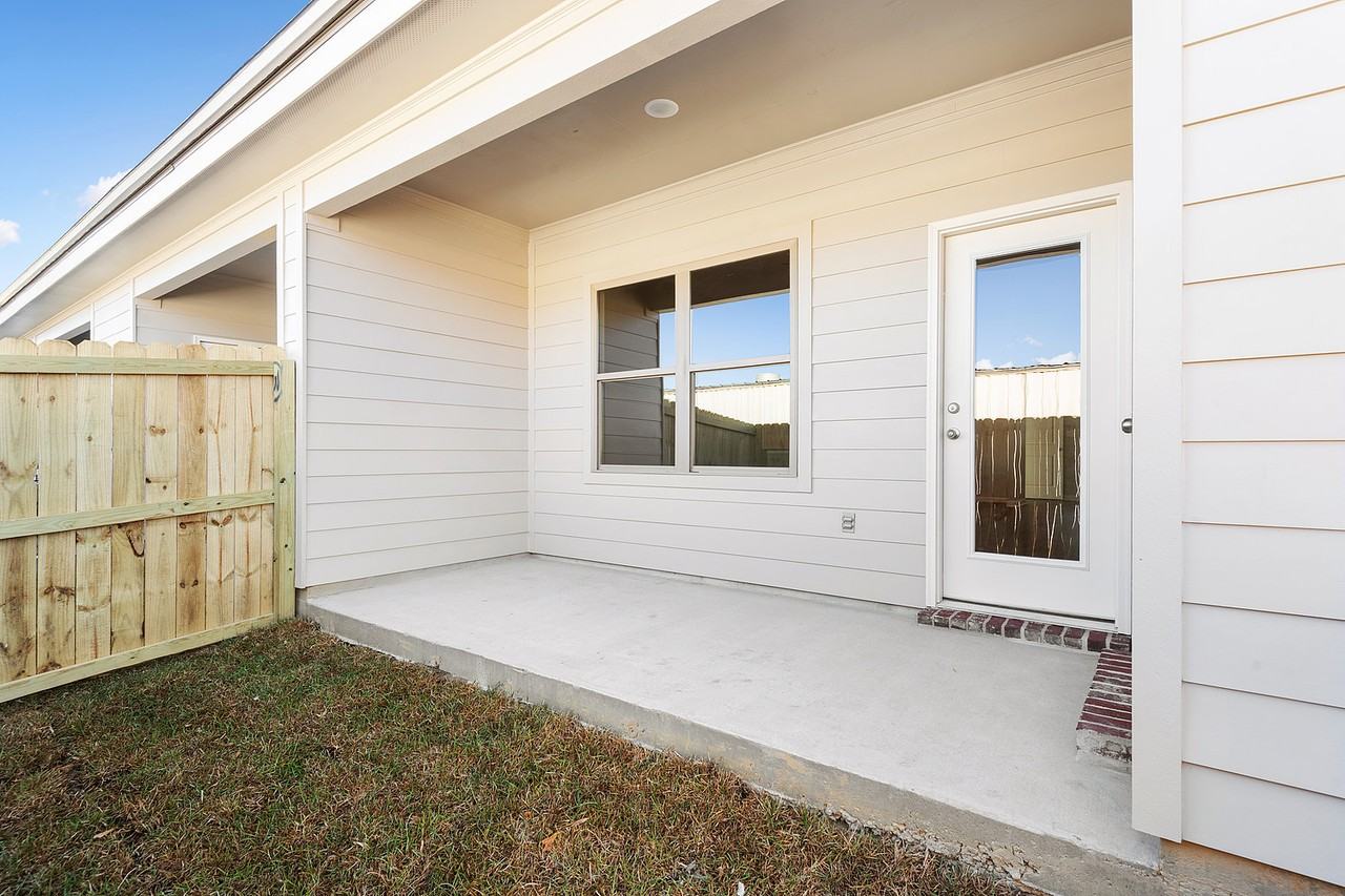 8064 Cecil Dr #2 - Photo 5 of 15