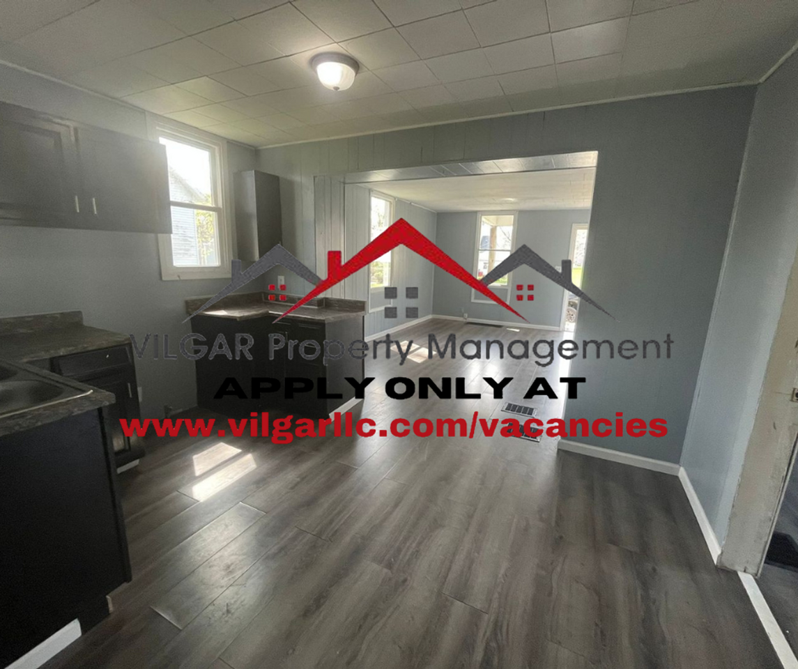 311 B St LaPorte - Photo 2 of 17