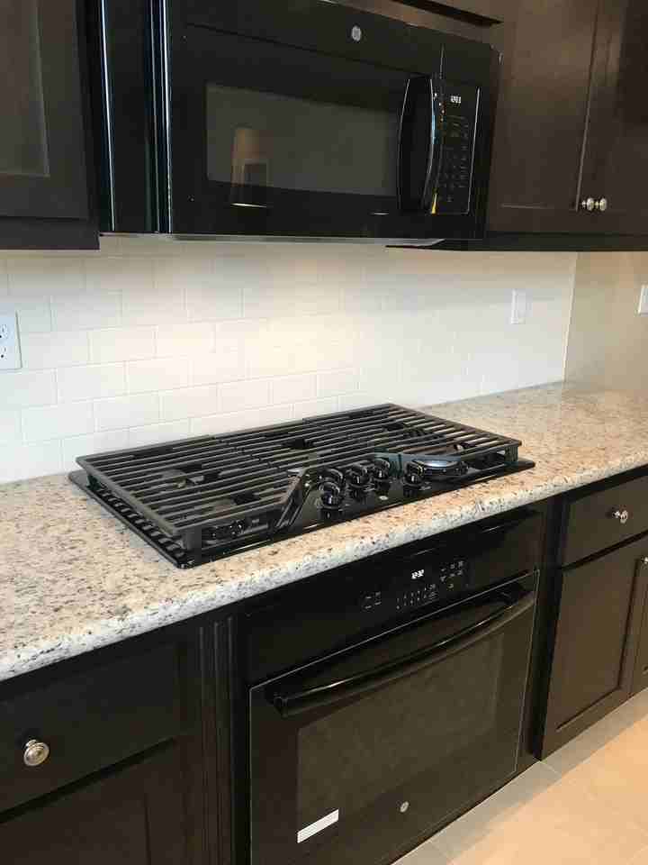 1627 Marsh Ct - Photo 6 of 28
