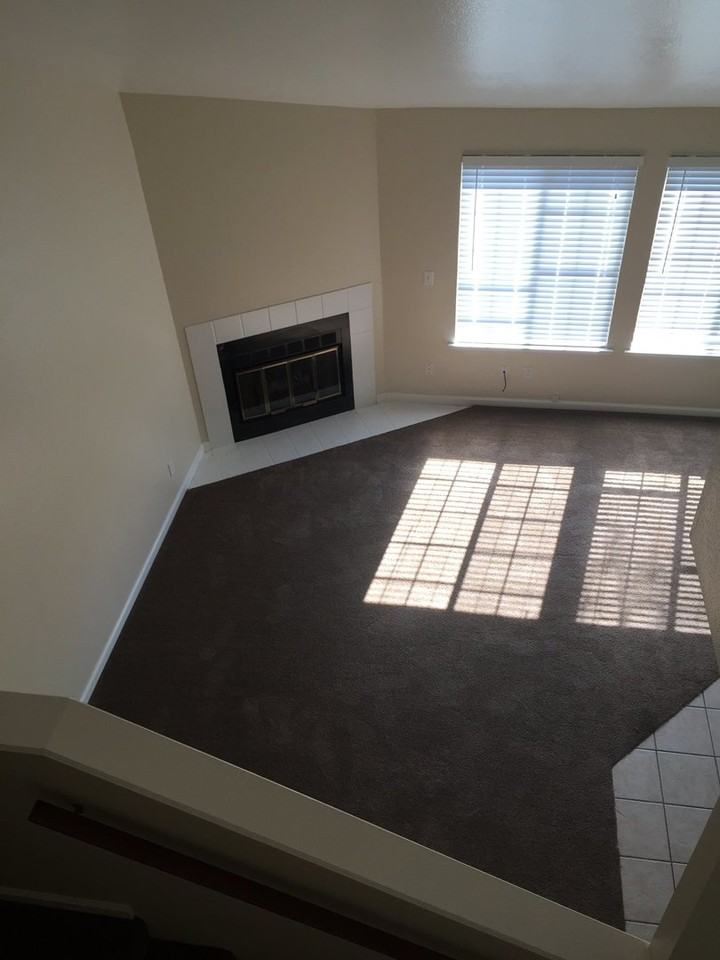 Cherry 1169 - Photo 2 of 11