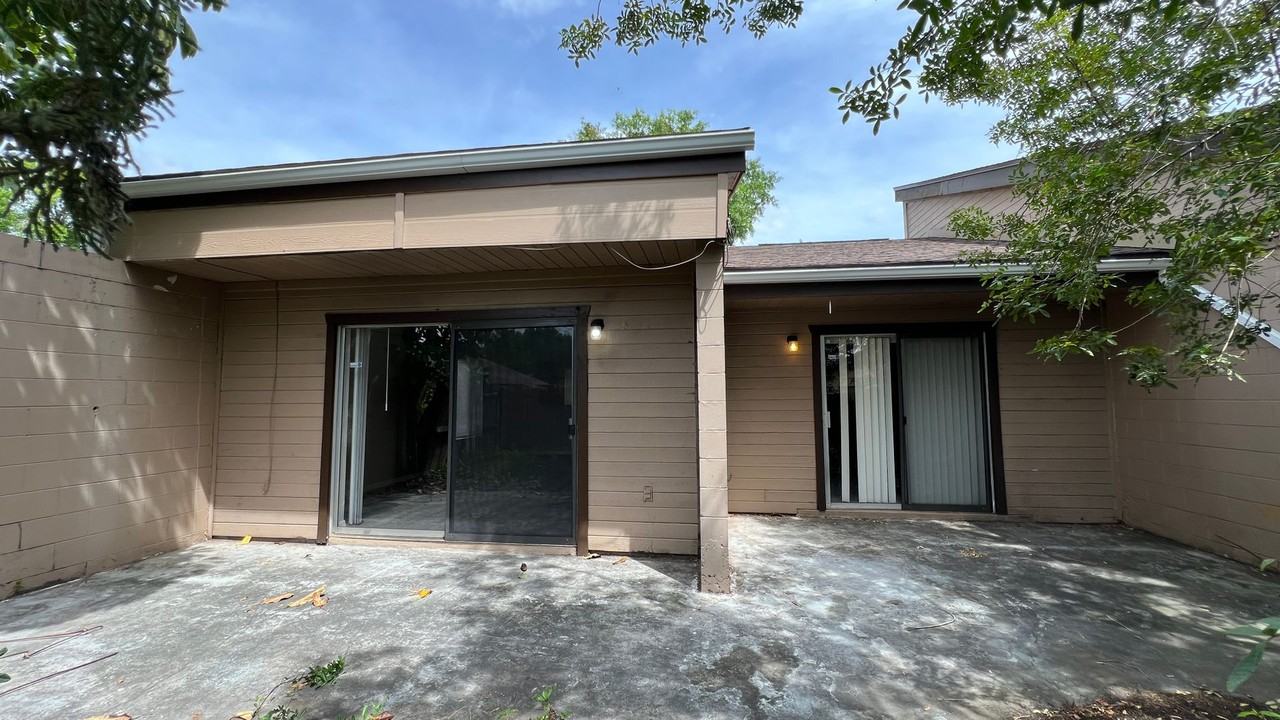 112 Dahlia Village Cir #76 - Photo 2 of 26