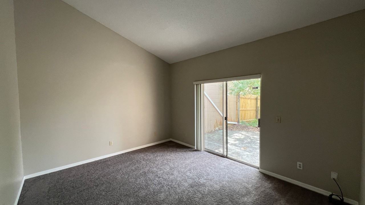 112 Dahlia Village Cir #76 - Photo 4 of 26