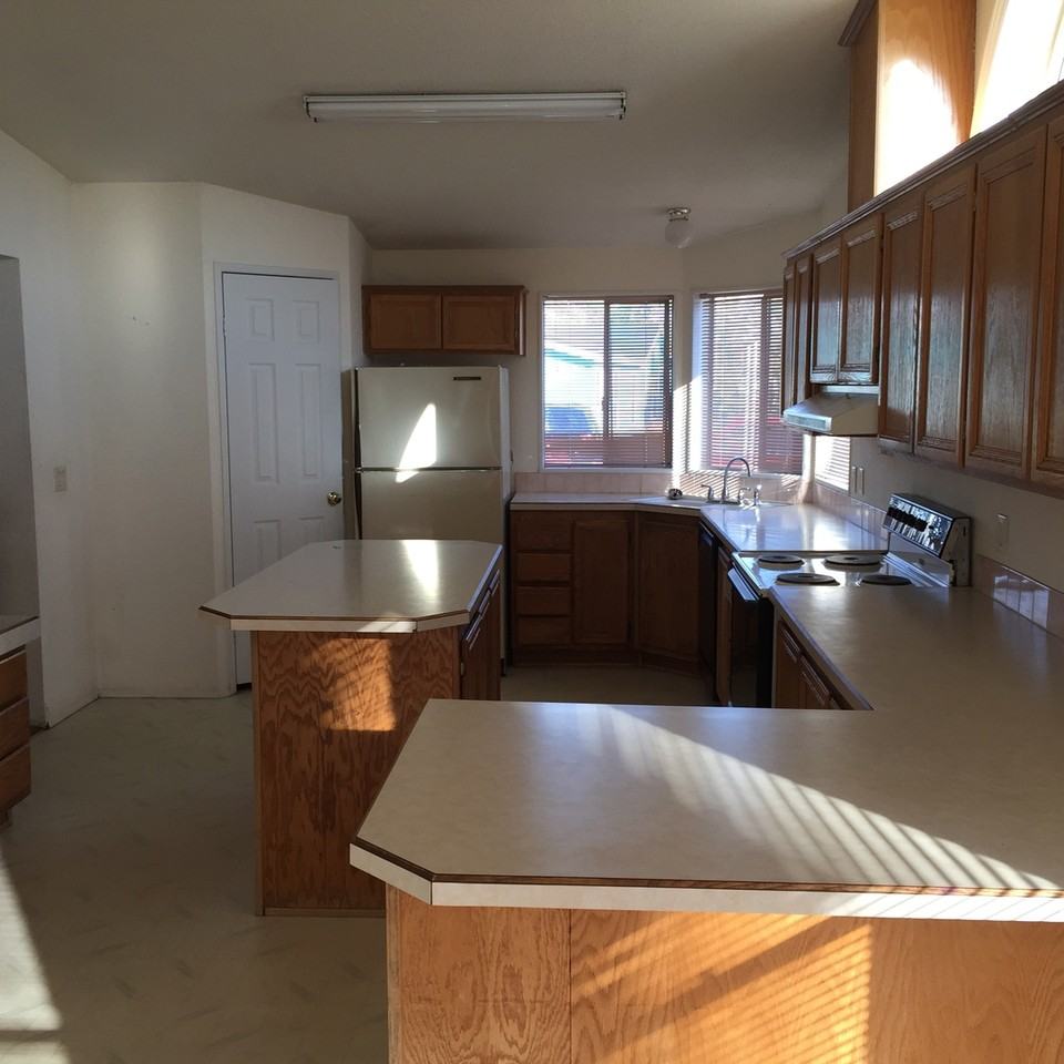 94 Licht Pkwy - Photo 2 of 18