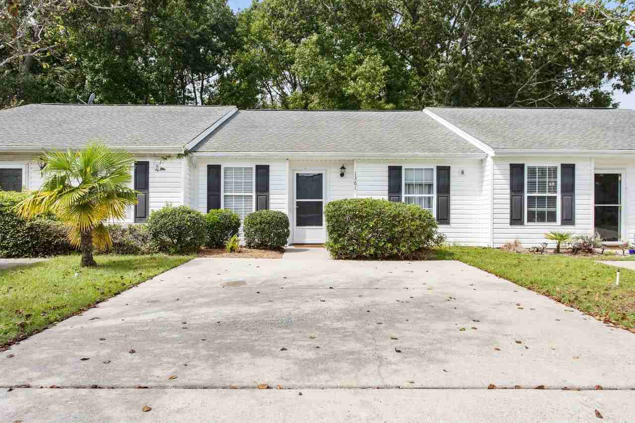 1361 Pinnacle Lane - Photo 4 of 34