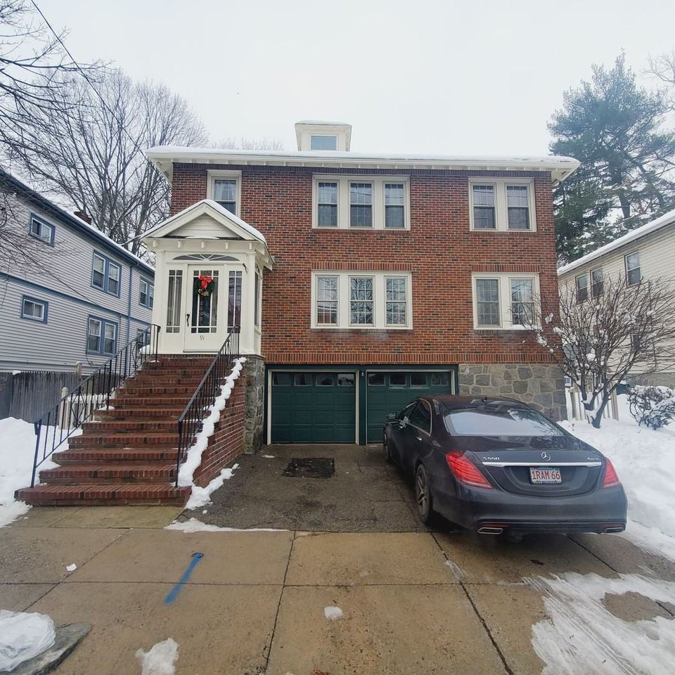 91 Cornell St #1 - Photo 2 of 24