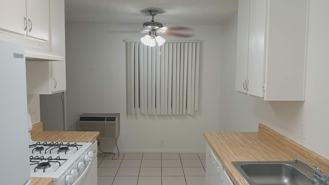 8232A - Photo 1 of 1