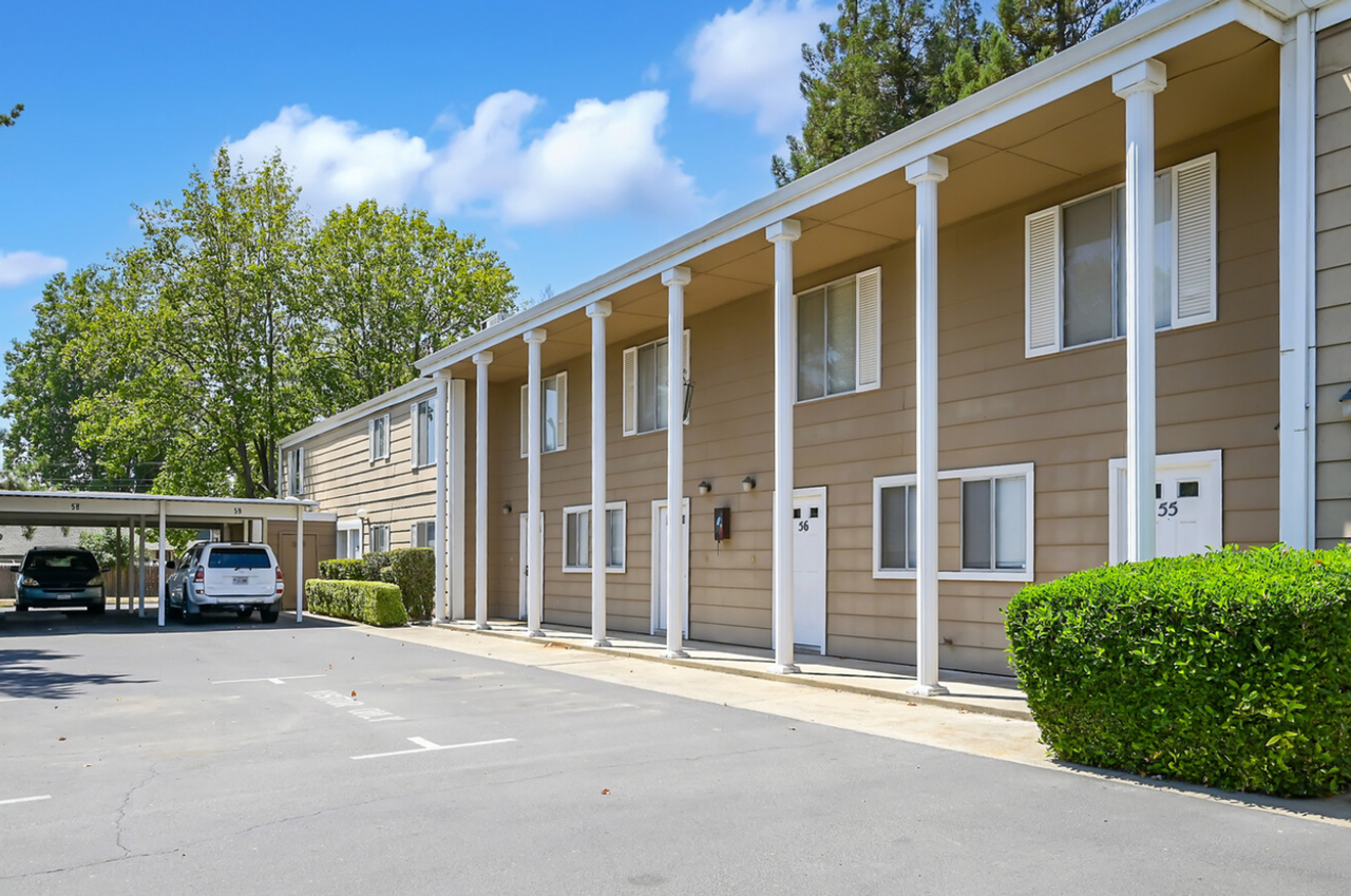 200 Park Ave - Photo 3 of 4