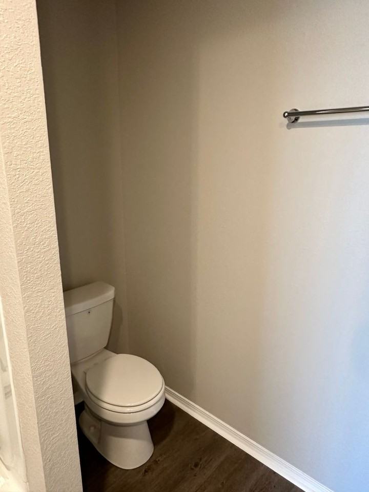 5115 Yukon Dr - Photo 6 of 24