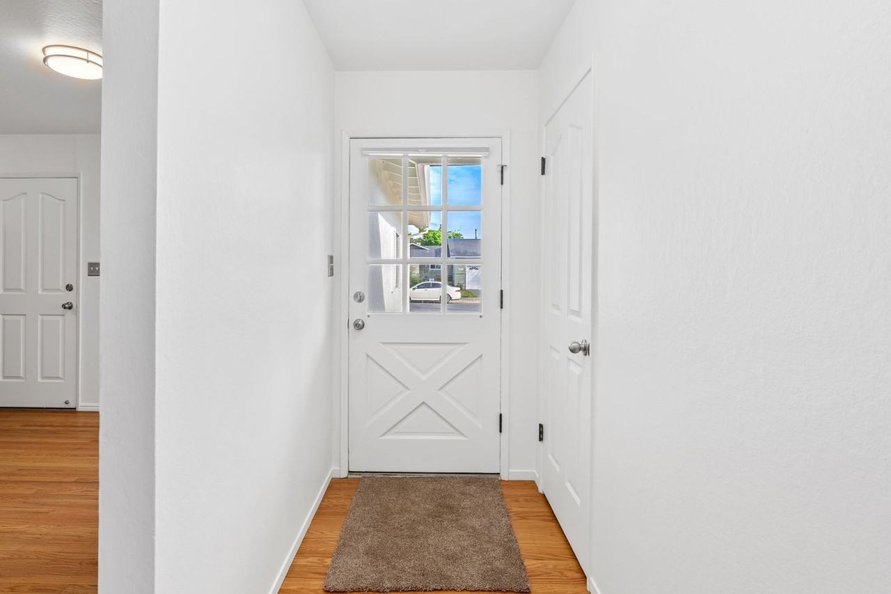 1455 Sheridan Dr - Photo 2 of 45