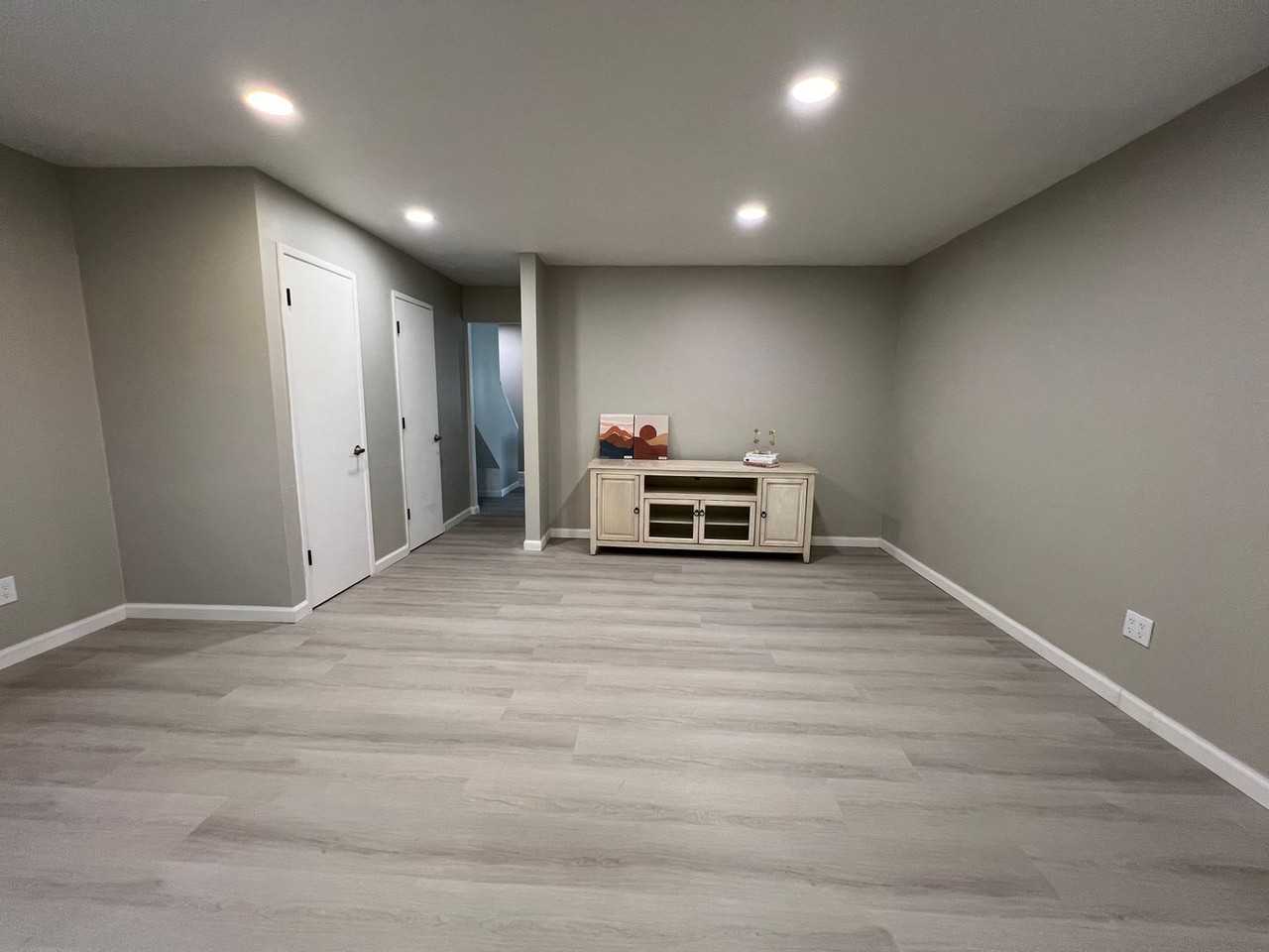 2188 Luz Ave - Photo 4 of 25