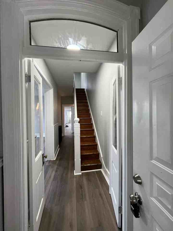 329 Pine St - Photo 2 of 18