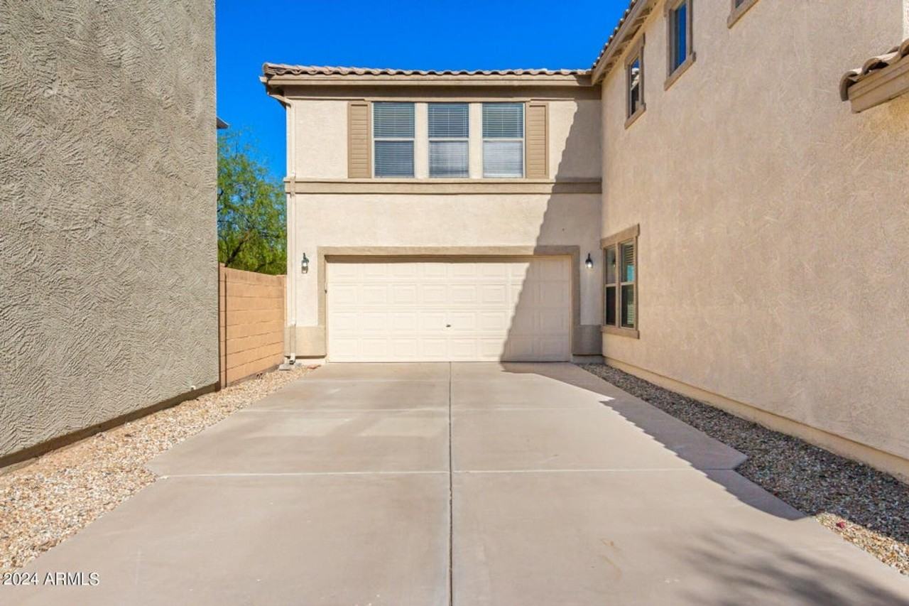 17255 N 184th Dr - Photo 7 of 44