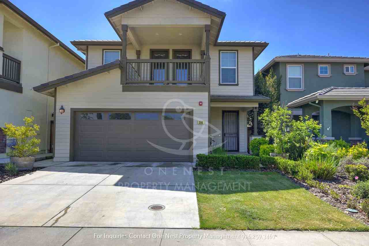 310 Clover Meadows Cir - Photo 2 of 29