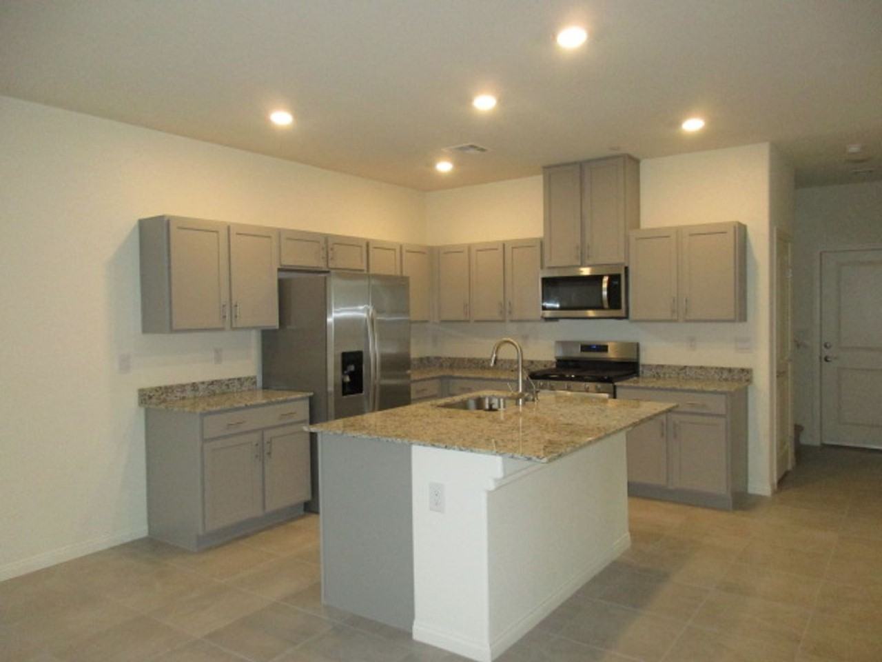 422 Canary Song Dr - Photo 2 of 19