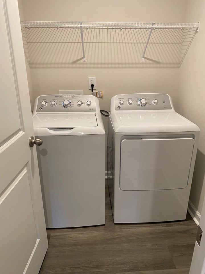 5128 Rustling Pines Ct - Photo 4 of 16