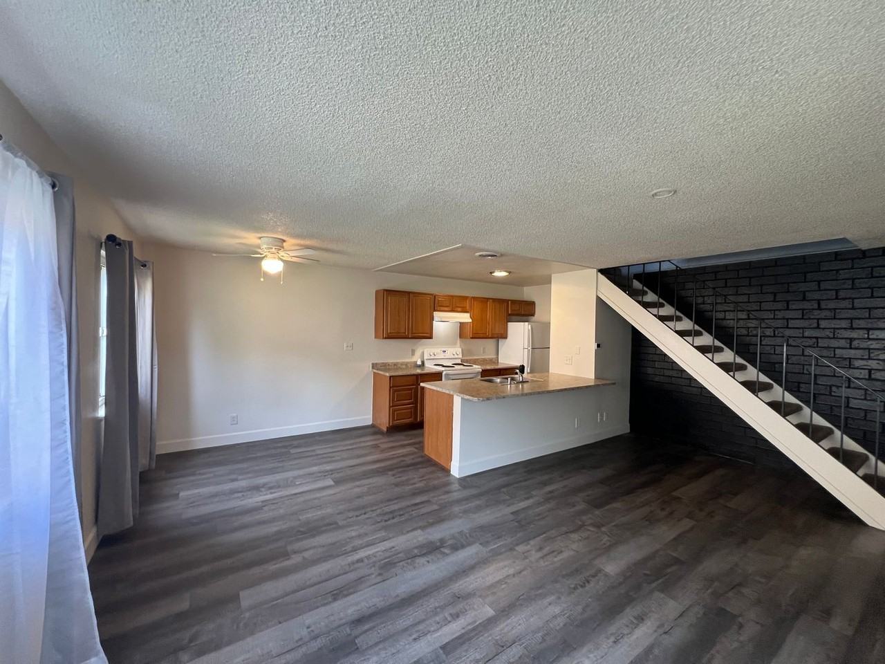 2404 Yorkton Ave #3 - Photo 4 of 26