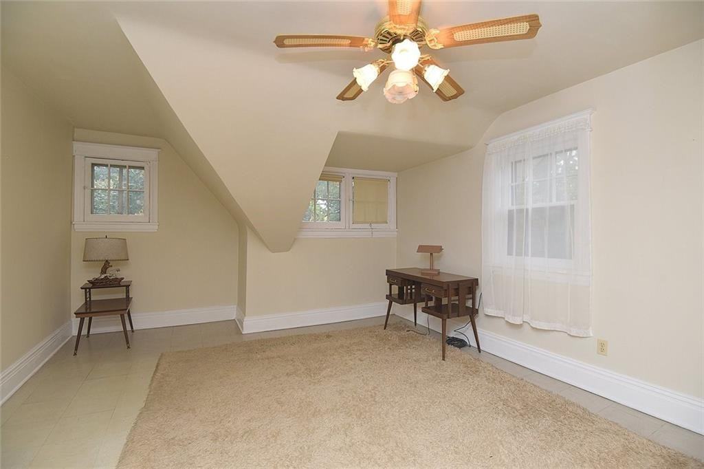 44 Proctor Boulevard - Photo 2 of 8