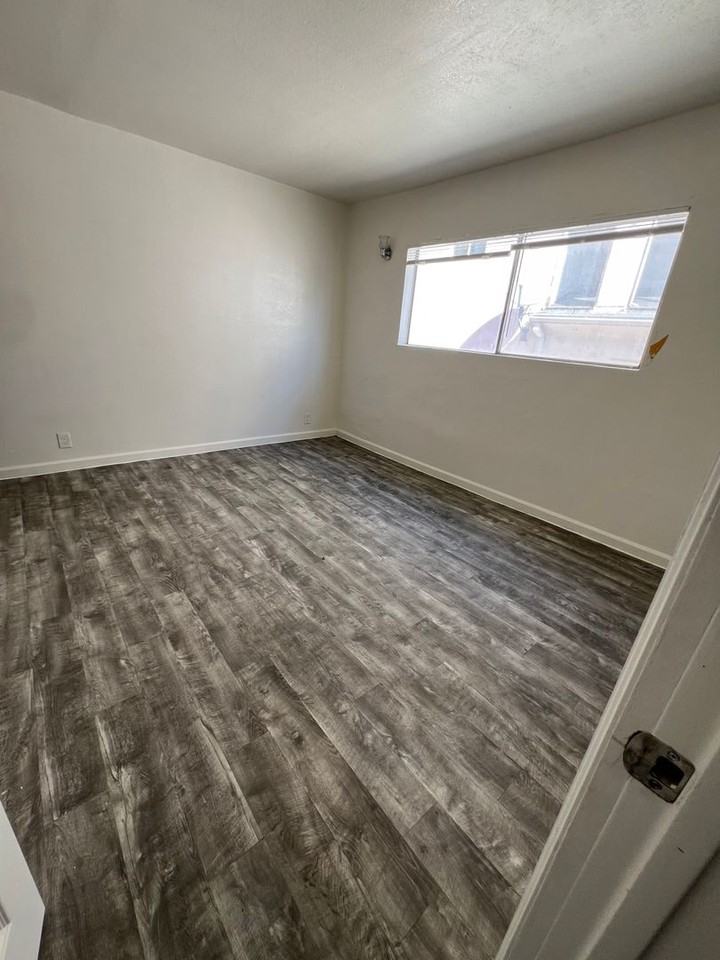 6329 10th Avenue - Photo 3 of 10