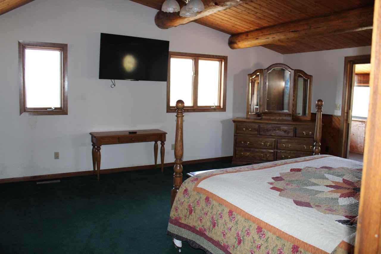 57225 Clark Avenue - Photo 2 of 17