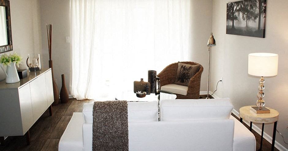 Promenade At Edgewater Apartments - Photo 3 of 26