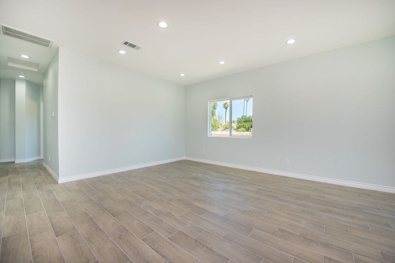 5409 Rose Ave - Photo 4 of 25