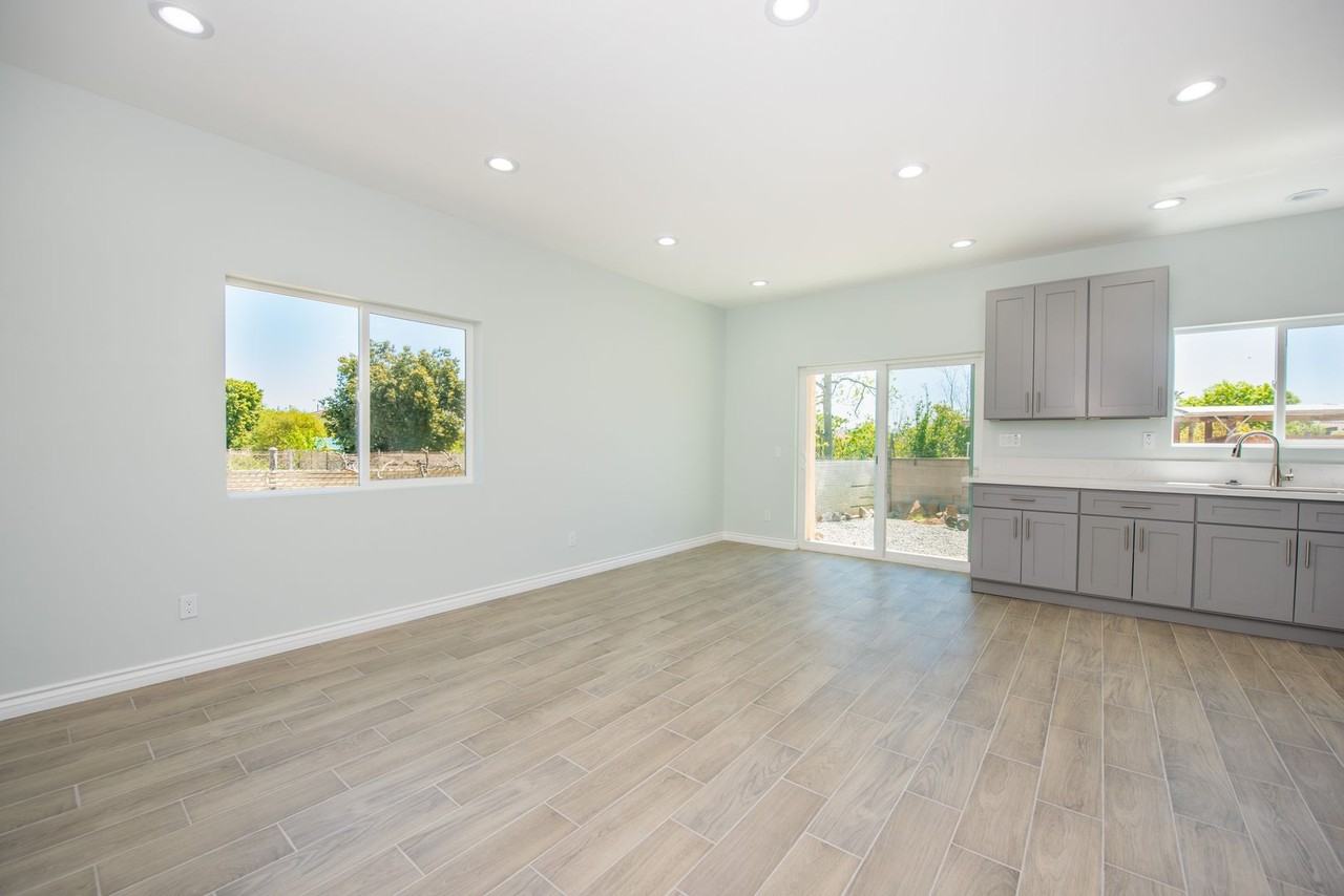 5409 Rose Ave - Photo 6 of 25
