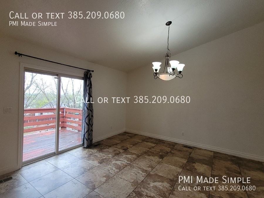 1435 Spring Mountain Dr - Photo 3 of 33
