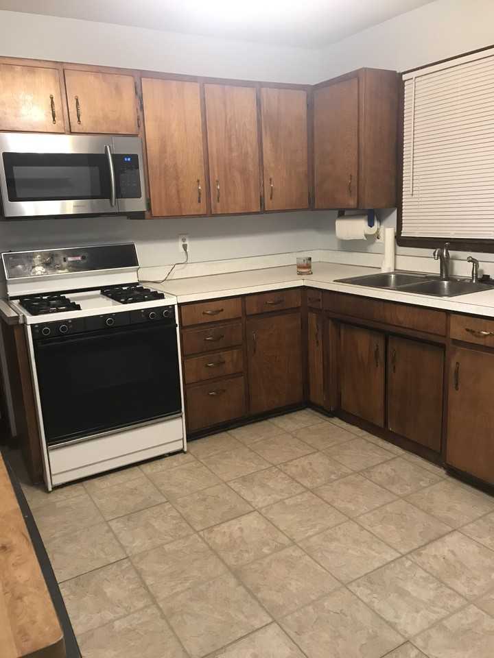 1410 Fairfield St #NA - Photo 3 of 10