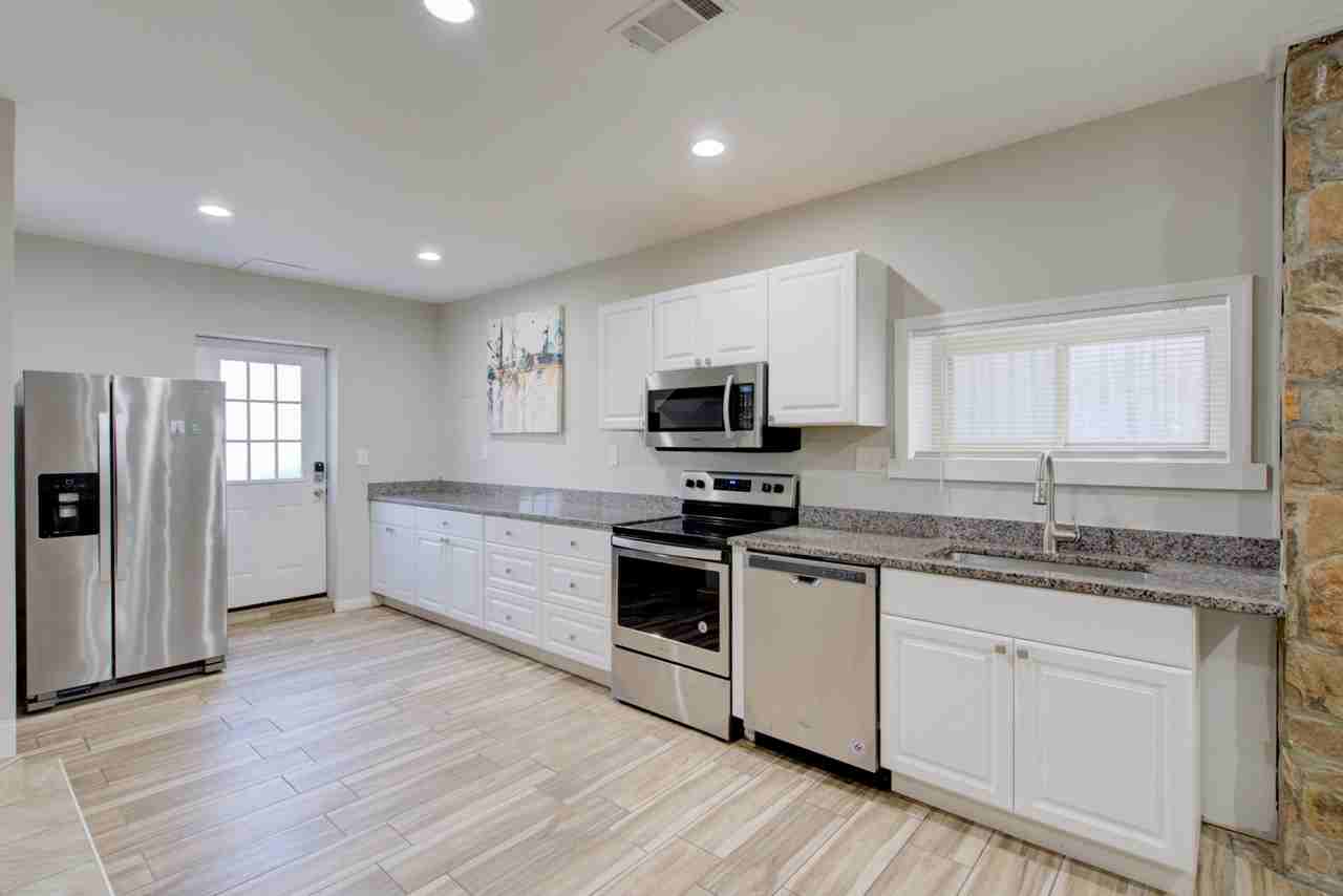 5430 N Capitol St Nw - Photo 4 of 12