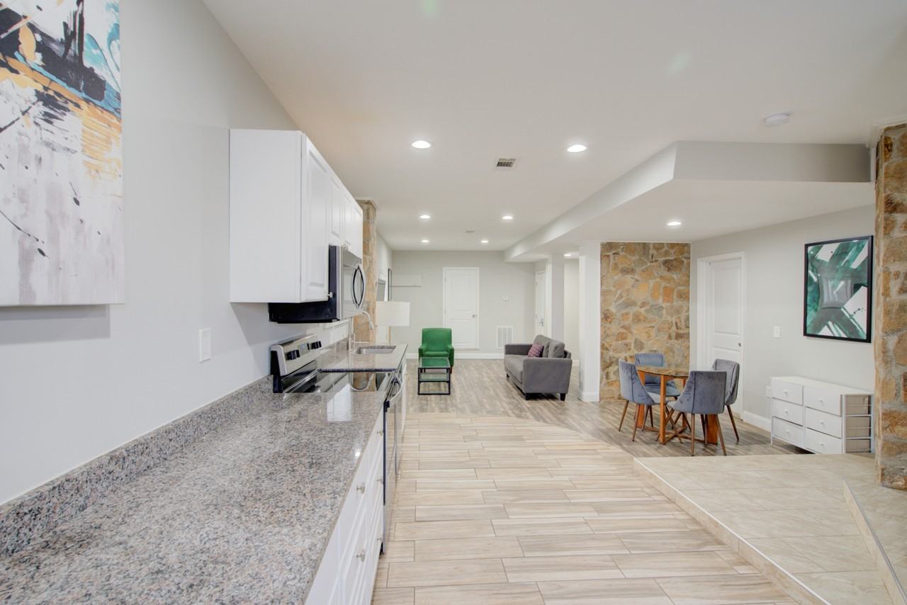 5430 N Capitol St Nw - Photo 5 of 12