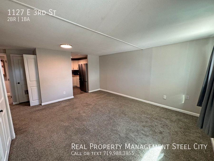 1127 E 3rd St - Photo 3 of 14