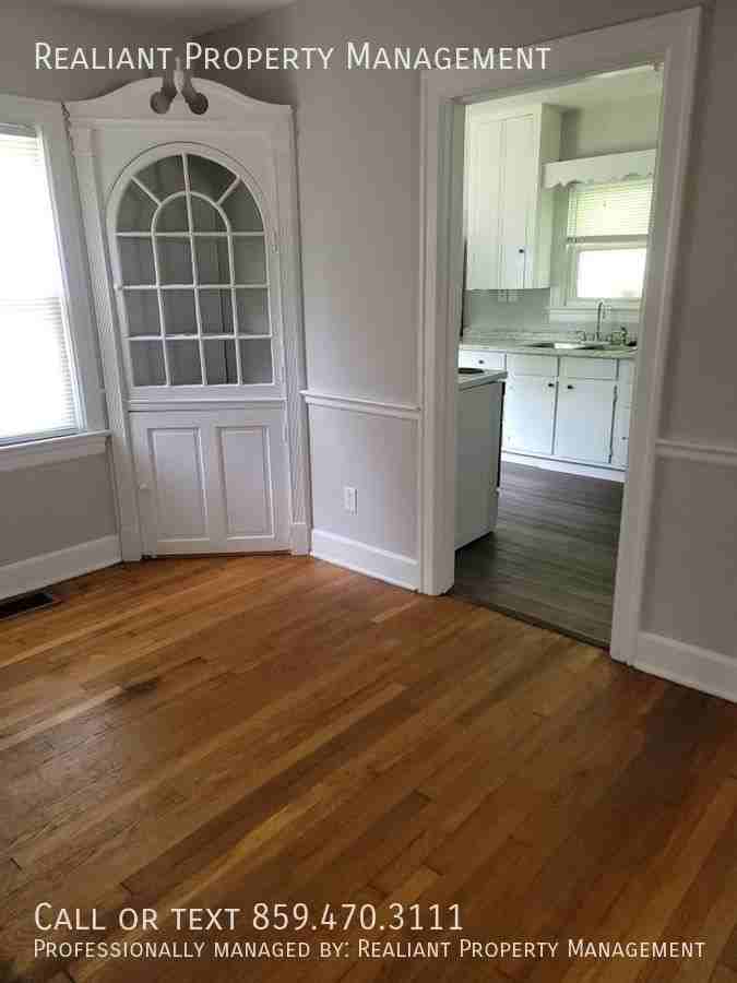 1411 Hill St - Photo 3 of 20