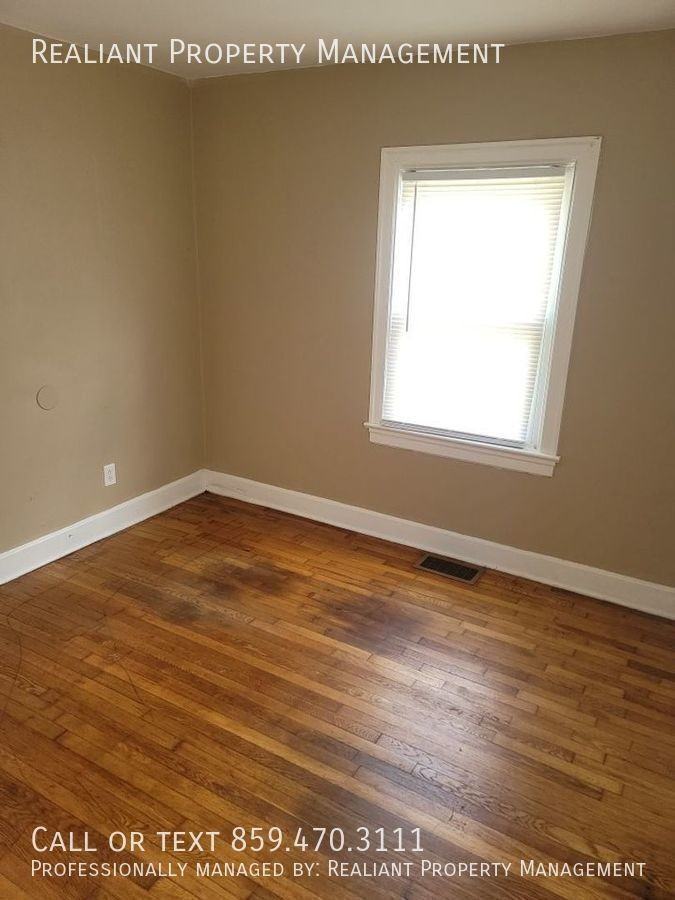 1411 Hill St - Photo 7 of 20