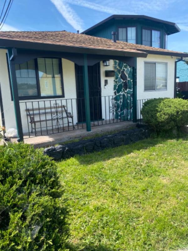 159 S 33rd St - Photo 3 of 11