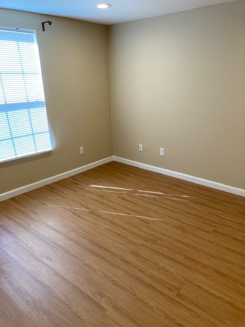 3059 8th Ave - Photo 3 of 20