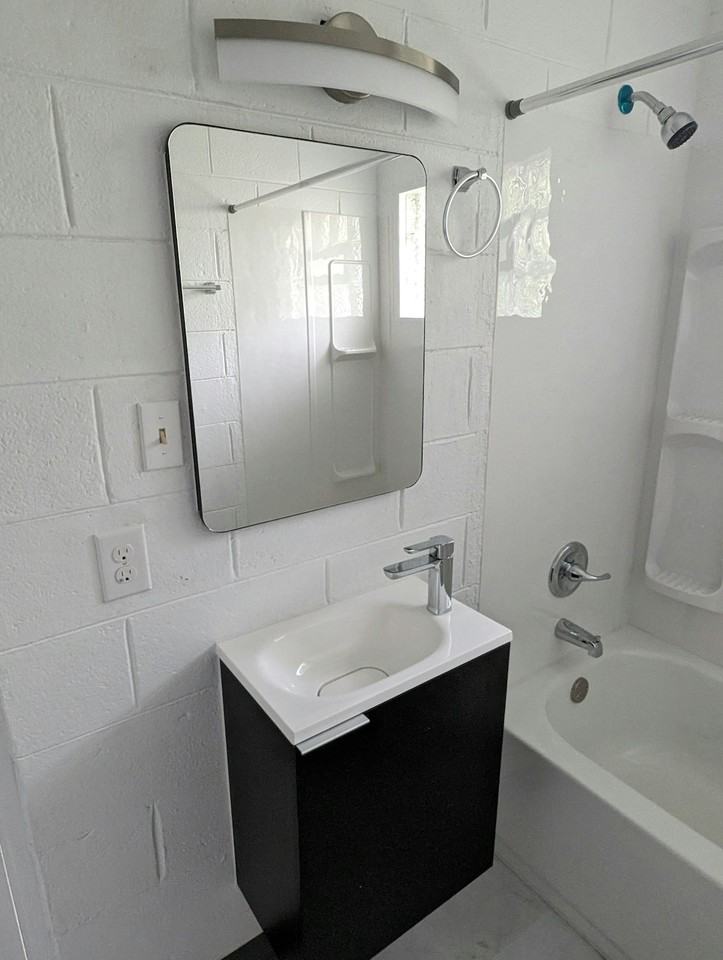 1211 North Driver Street, Unit 1209 - Photo 3 of 7