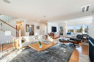 903 Lakeside Avenue South - Photo 1 of 1