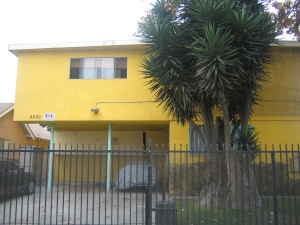 2530 S Sycamore Ave #3 - Photo 2 of 8