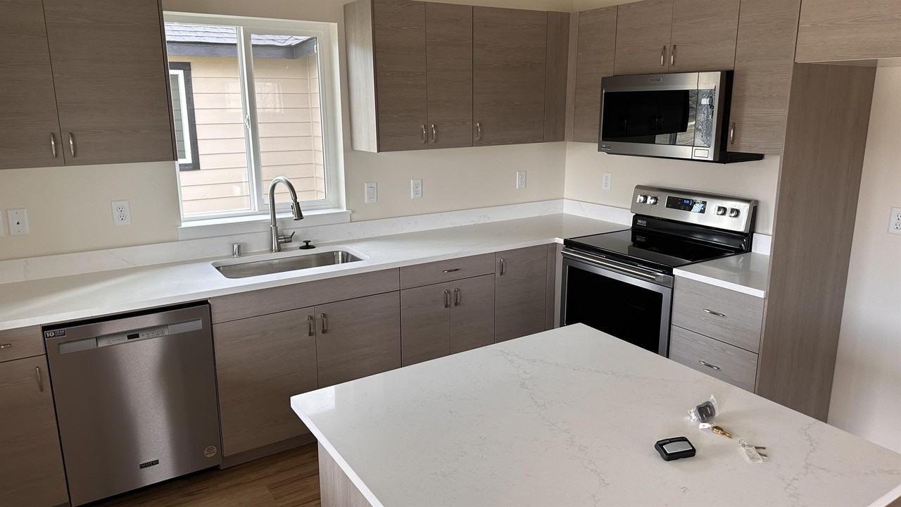 123 9th Ave #45 - Photo 6 of 21