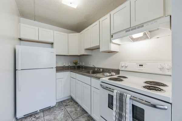 Wallingford Estates - Photo 2 of 11