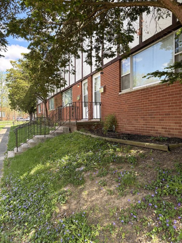 8 E Keys Ave #8 - Photo 6 of 8